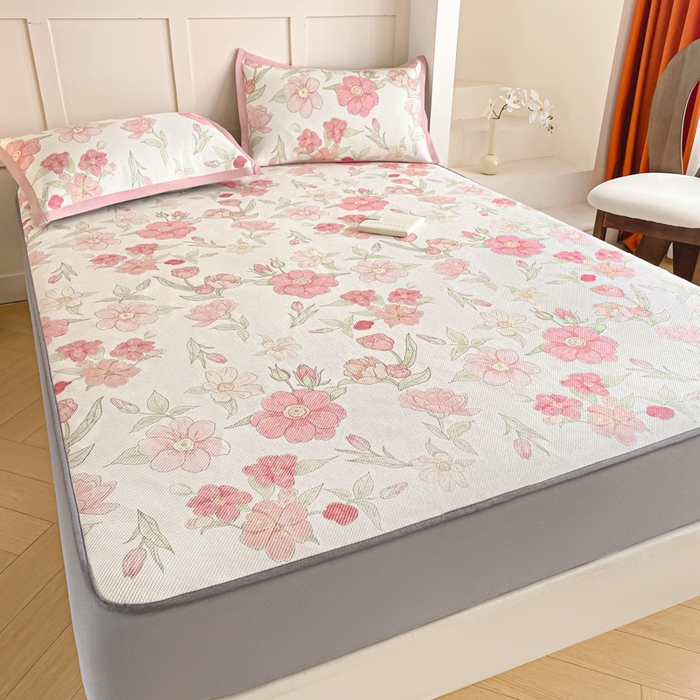 91家纺网 家纺一手货源 找家纺 柒月家居 2026新款小清新印花冰藤凉席席子-床笠款 粉色花海