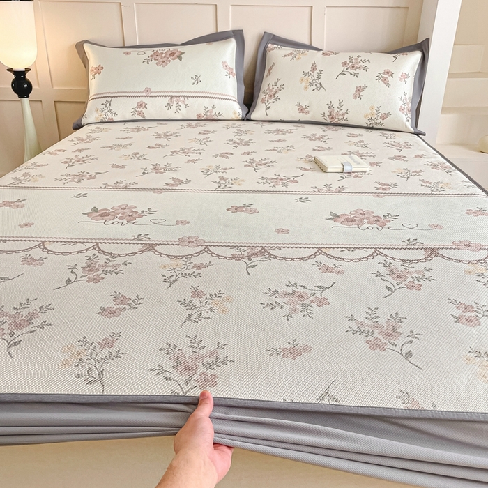 91家纺网 家纺一手货源 找家纺 柒月家居 2026新款小清新印花冰藤凉席席子-床笠款 花蔓