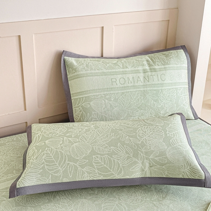 91家纺网 家纺一手货源 找家纺 柒月家居 2026新款小清新印花冰藤凉席席子-床笠款 绿茵