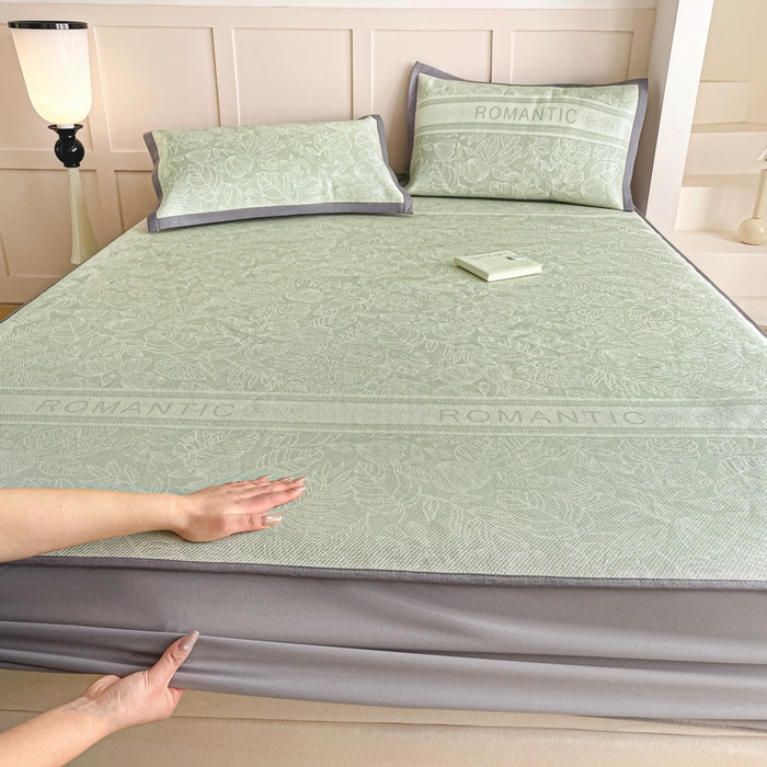 91家纺网 家纺一手货源 找家纺 柒月家居 2026新款小清新印花冰藤凉席席子-床笠款 绿茵