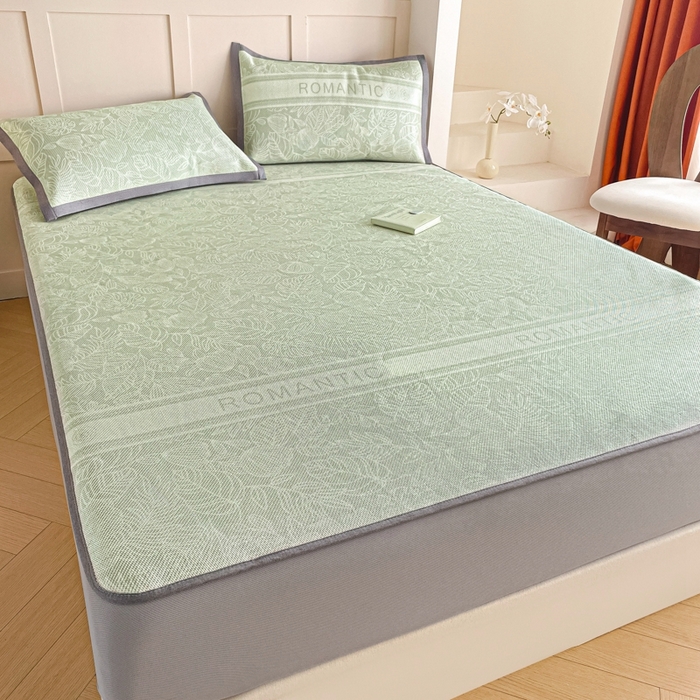 91家纺网 家纺一手货源 找家纺 柒月家居 2026新款小清新印花冰藤凉席席子-床笠款 绿茵