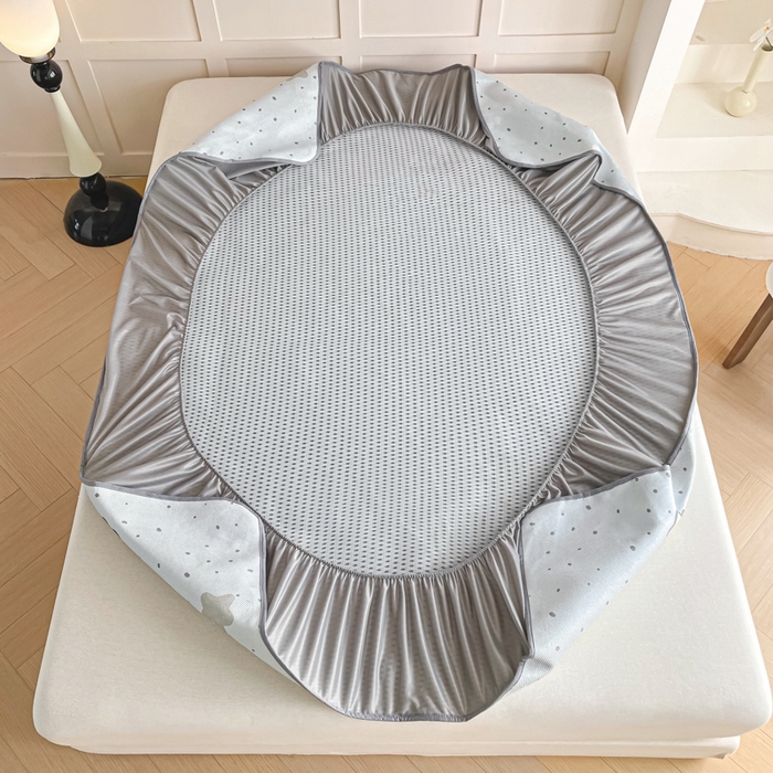 91家纺网 家纺一手货源 找家纺 柒月家居 2026新款小清新印花冰藤凉席席子-床笠款 夜空