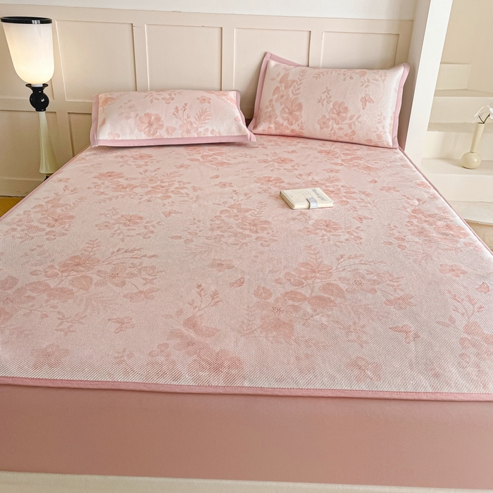 91家纺网 家纺一手货源 找家纺 柒月家居 2026新款小清新印花冰藤凉席席子-床笠款 花间-粉