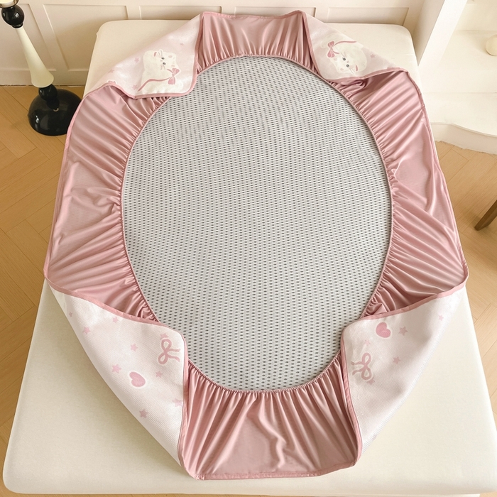 91家纺网 家纺一手货源 找家纺 柒月家居 2026新款小清新印花冰藤凉席席子-床笠款 猫猫日记