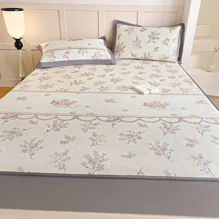 91家纺网 家纺一手货源 找家纺 柒月家居 2026新款小清新印花冰藤凉席席子-床笠款 花蔓