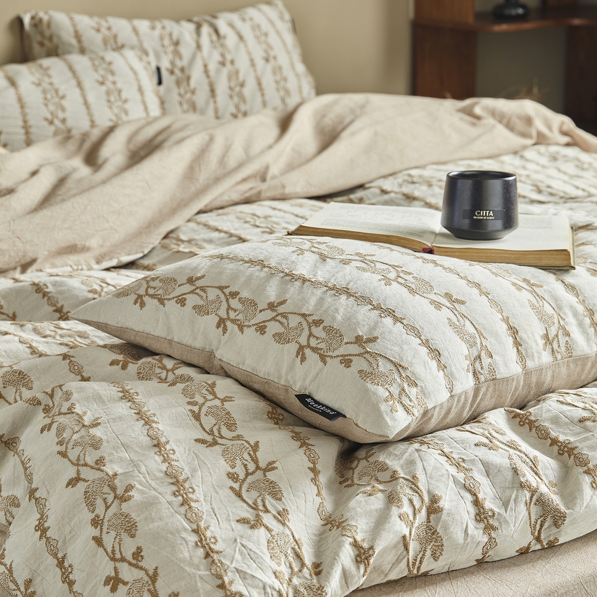 91家纺网 家纺一手货源 找家纺 （总）沐珩家纺 2026新款40s精梳厚织水洗提花厚织提花麻感水洗全棉四件套（风格一）