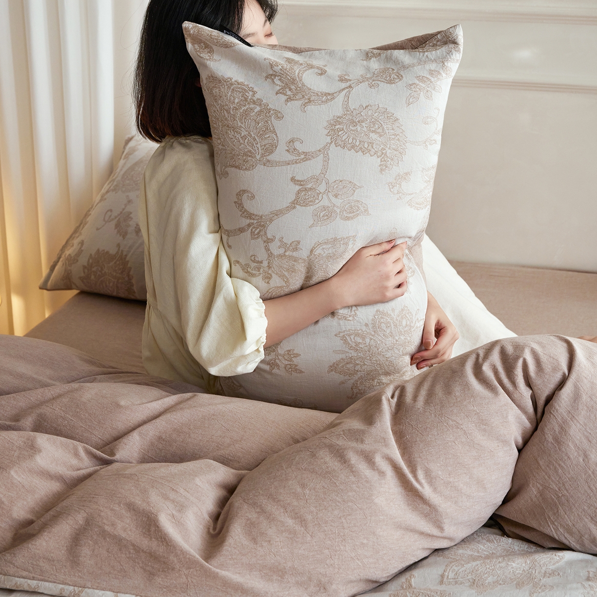 91家纺网 家纺一手货源 找家纺 沐珩家纺 2026新款40s精梳厚织提花麻感水洗全棉四件套（风格二） 奈予-驼麻