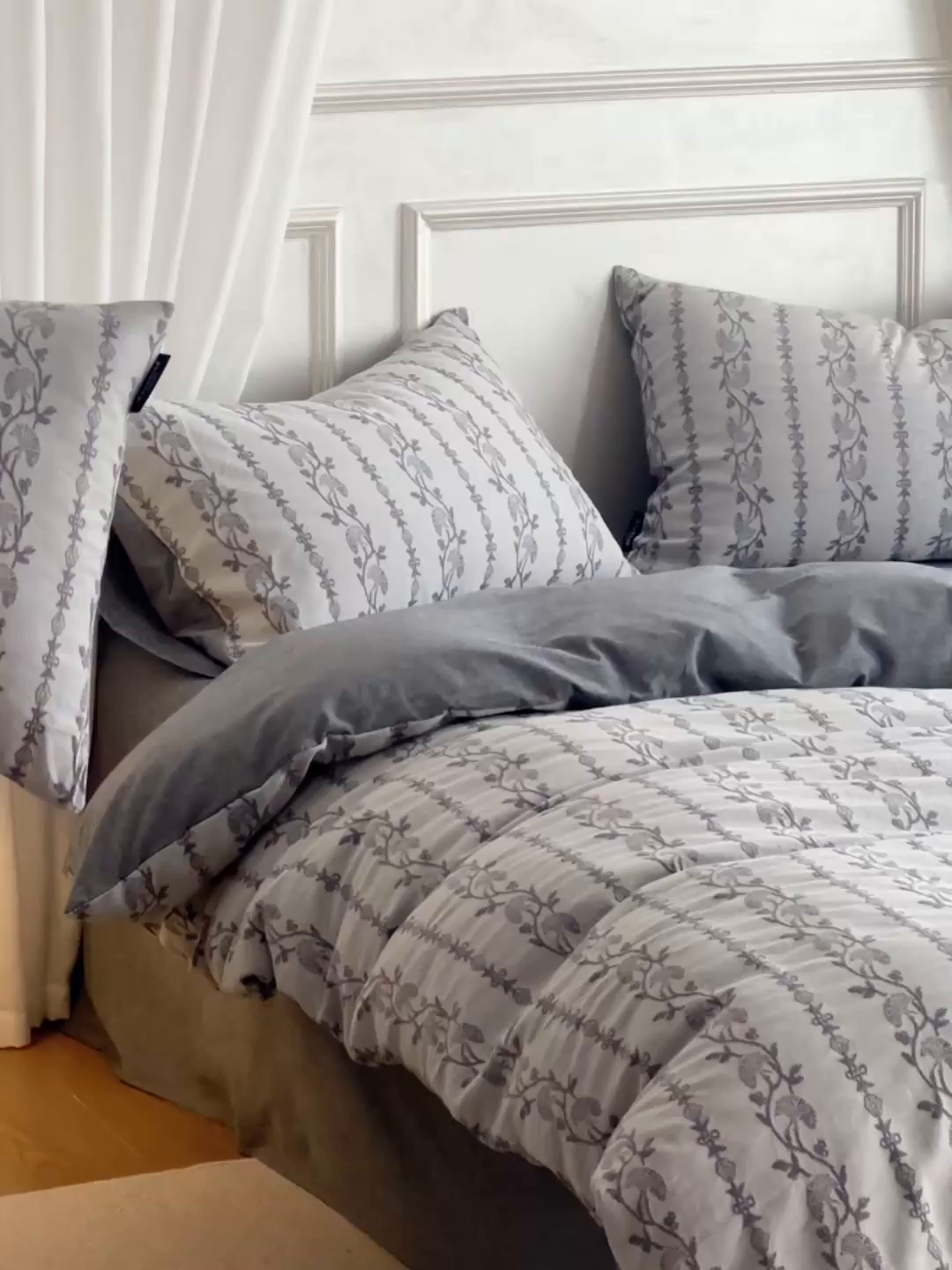 91家纺网 家纺一手货源 找家纺 沐珩家纺 2026新款40s精梳厚织提花麻感水洗全棉四件套（风格二） 茉白-麻蓝