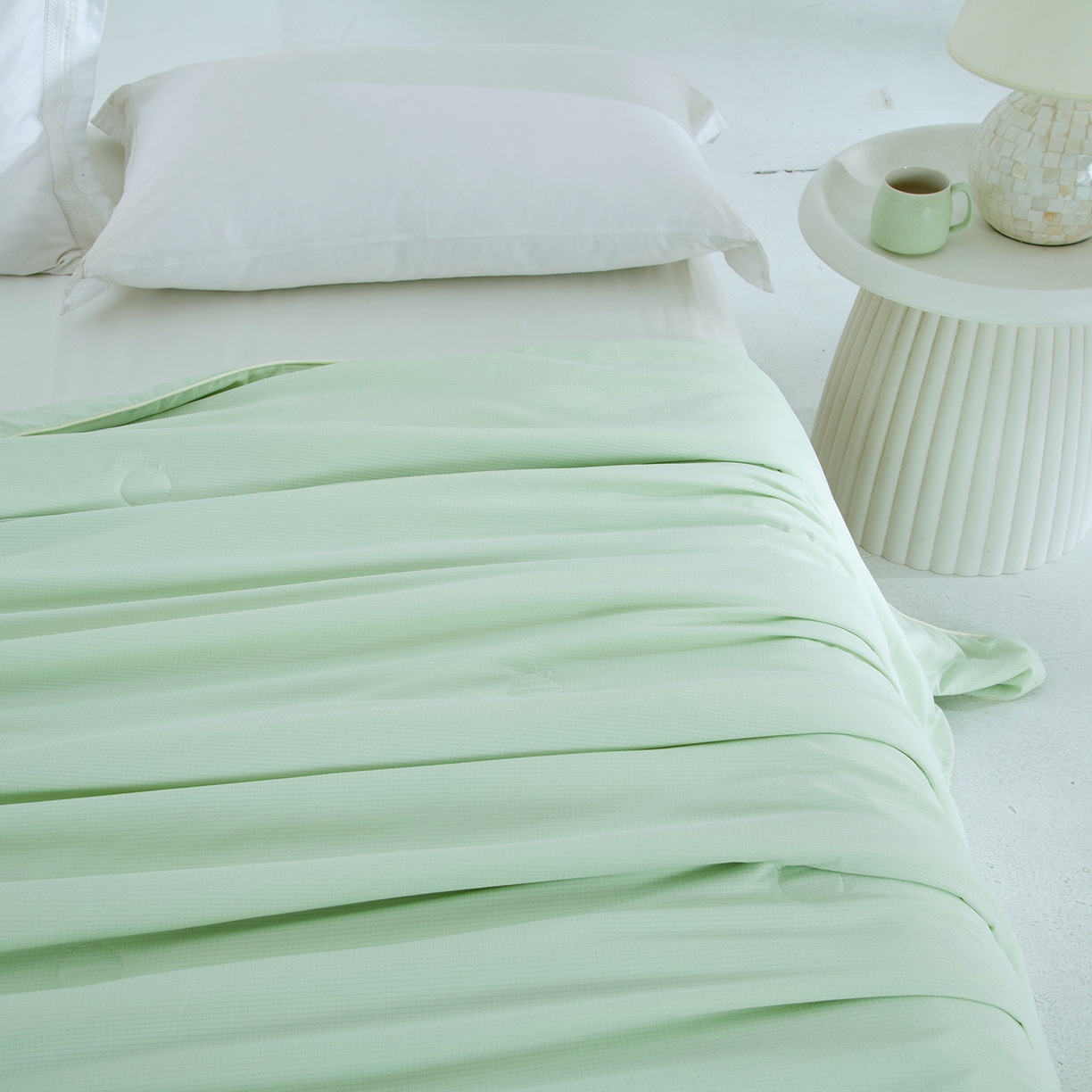 91家纺网 家纺一手货源 找家纺 欣宜家纺 2026春夏新款冰氧桑蚕丝空调被夏凉被学生被蚕蛹蛋白被子被芯外贸跨境夏凉被空调被 奶油绿