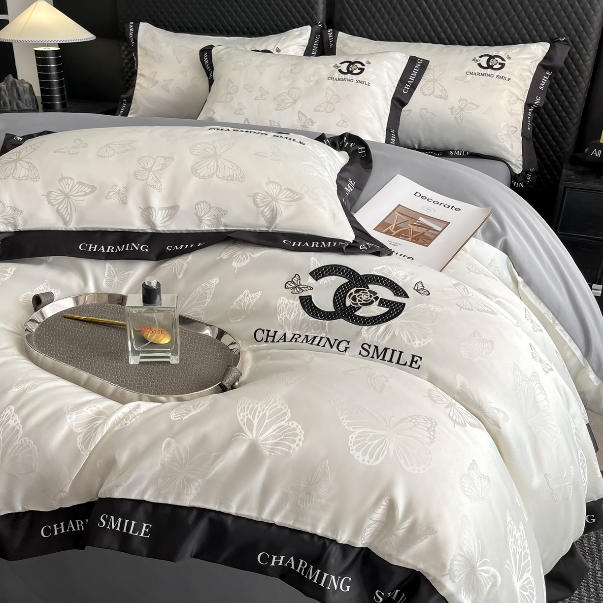 91家纺网 家纺一手货源 找家纺 澳梵家居 2026新款冰丝提花水洗真丝四件套-蝶梦系列 蝶梦-白灰