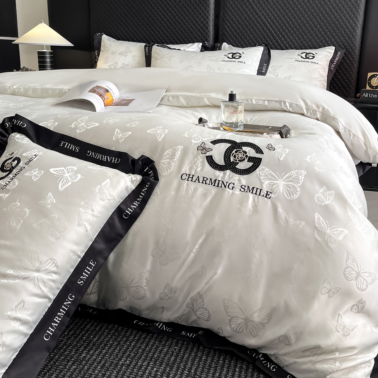 91家纺网 家纺一手货源 找家纺 澳梵家居 2026新款冰丝提花水洗真丝四件套-蝶梦系列 蝶梦-珍珠白