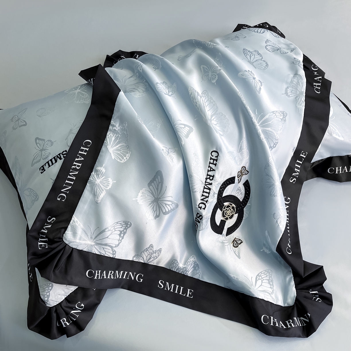 91家纺网 家纺一手货源 找家纺 澳梵家居 2026新款冰丝提花水洗真丝四件套-蝶梦系列 蝶梦-梦蓝