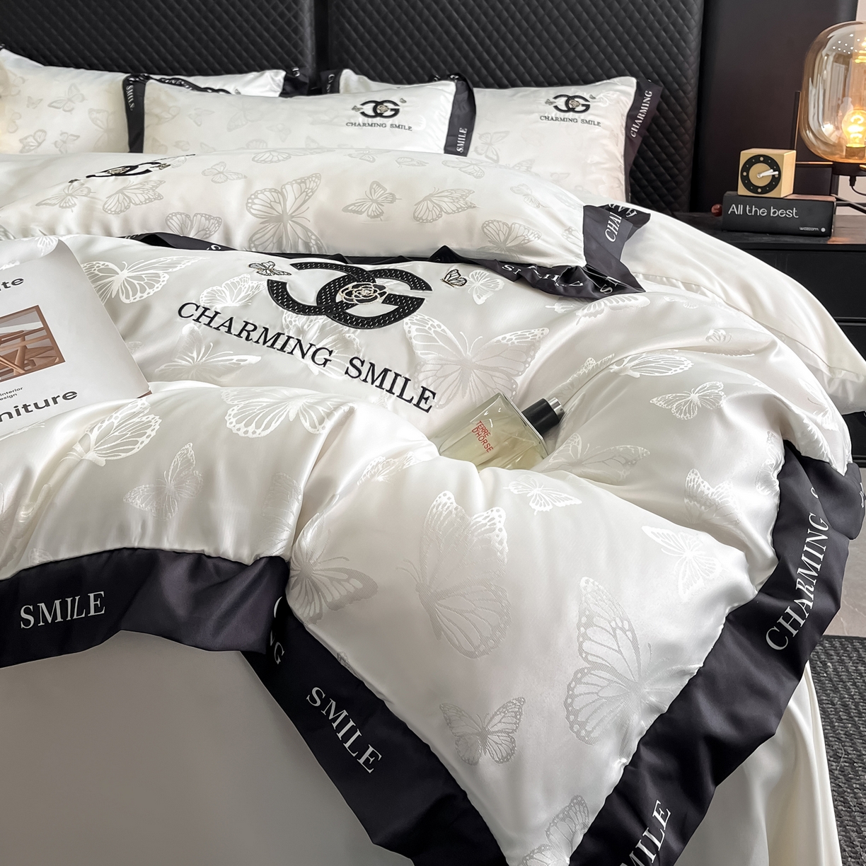 91家纺网 家纺一手货源 找家纺 澳梵家居 2026新款冰丝提花水洗真丝四件套-蝶梦系列 蝶梦-珍珠白