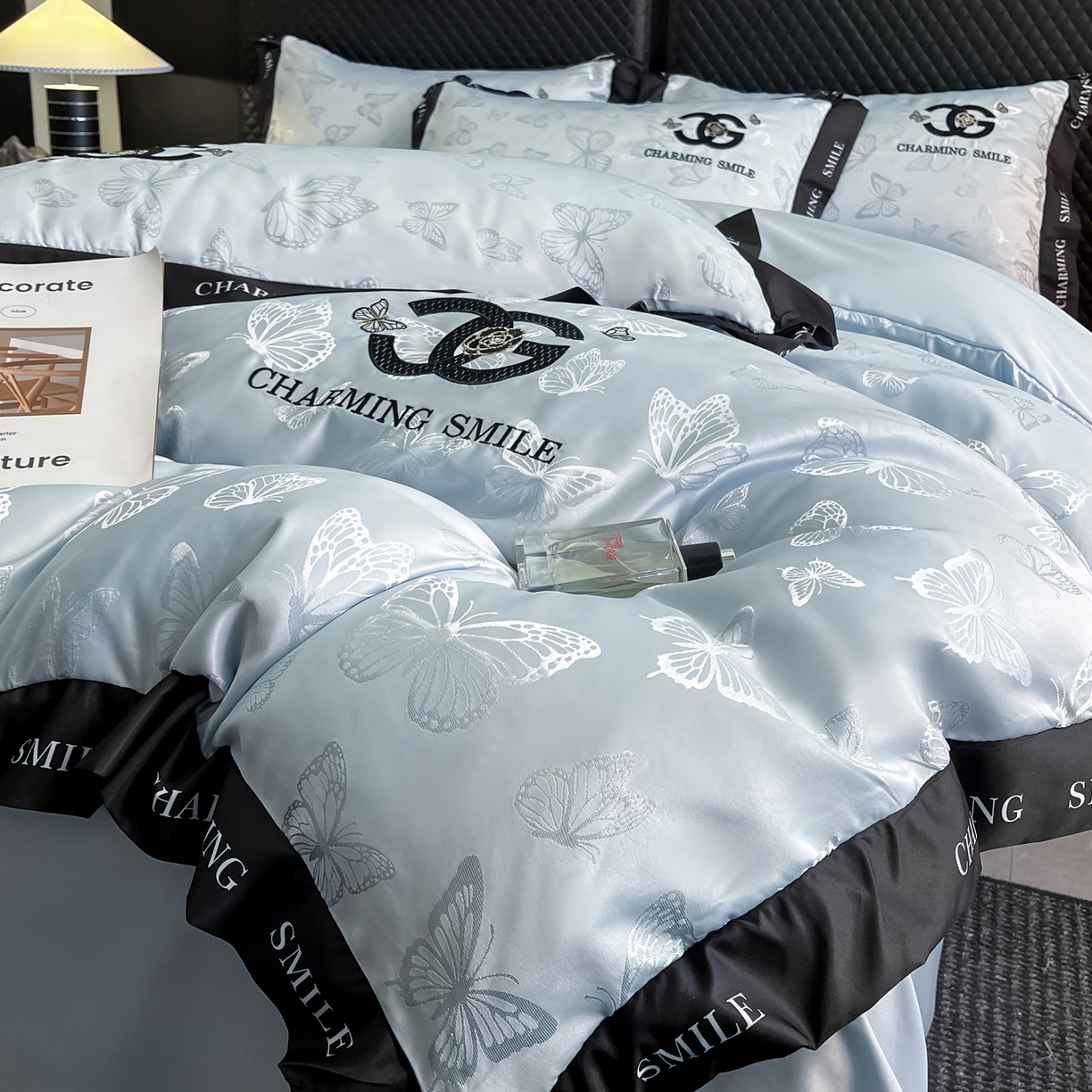 91家纺网 家纺一手货源 找家纺 澳梵家居 2026新款冰丝提花水洗真丝四件套-蝶梦系列 蝶梦-梦蓝