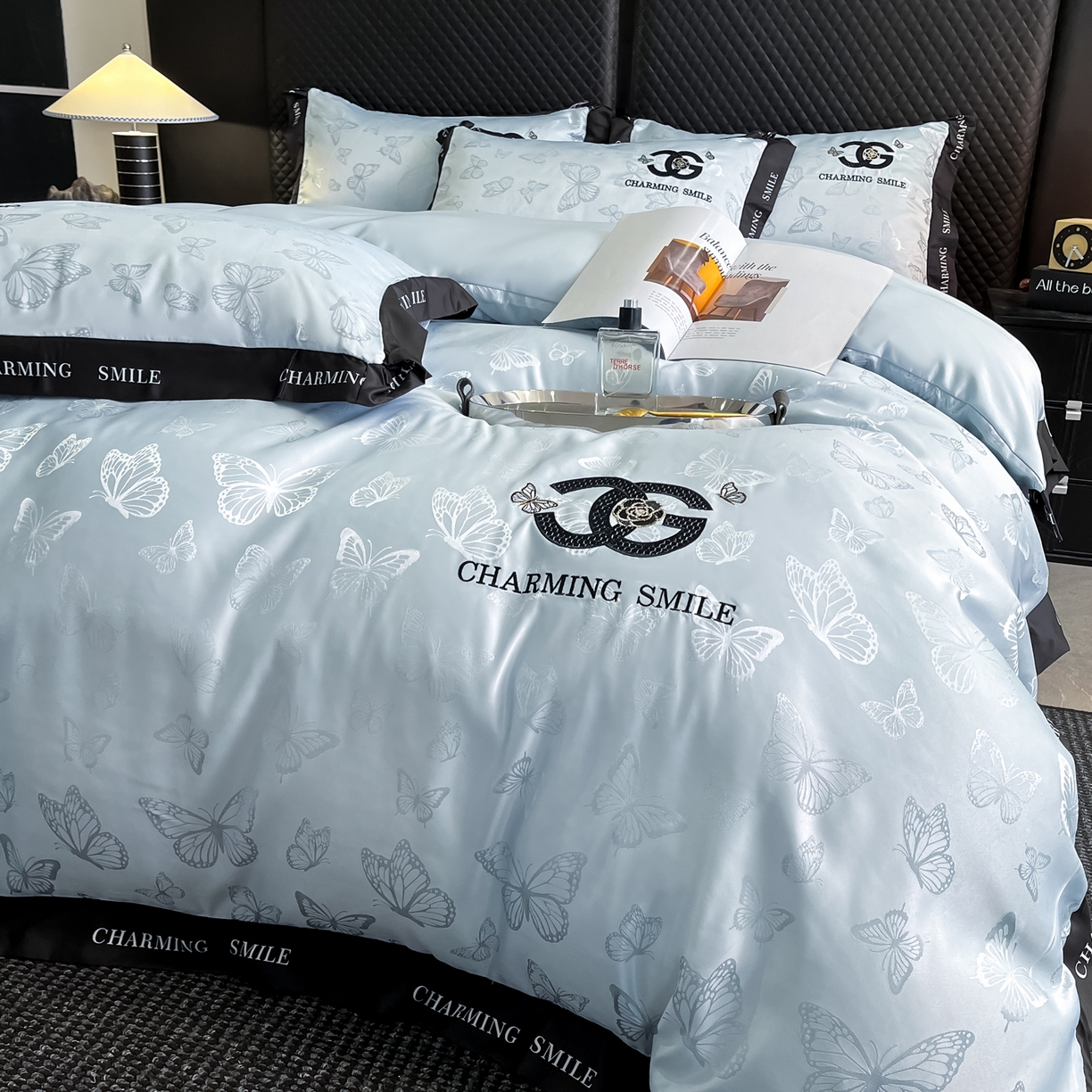 91家纺网 家纺一手货源 找家纺 澳梵家居 2026新款冰丝提花水洗真丝四件套-蝶梦系列 蝶梦-梦蓝