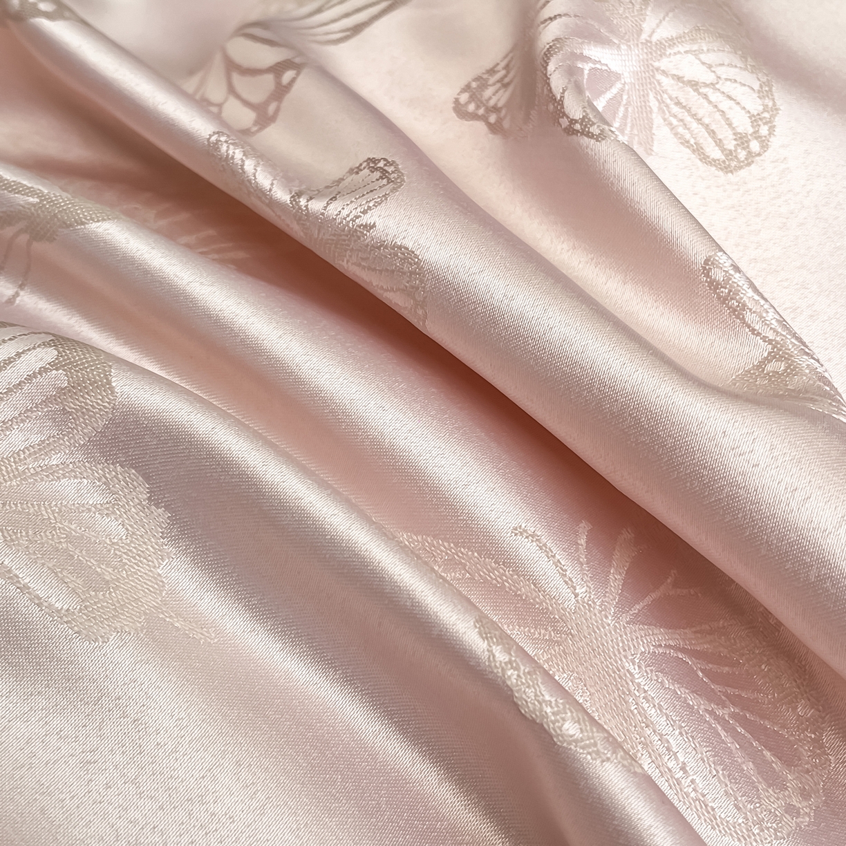 91家纺网 家纺一手货源 找家纺 澳梵家居 2026新款冰丝提花水洗真丝四件套-蝶梦系列 蝶梦-水粉