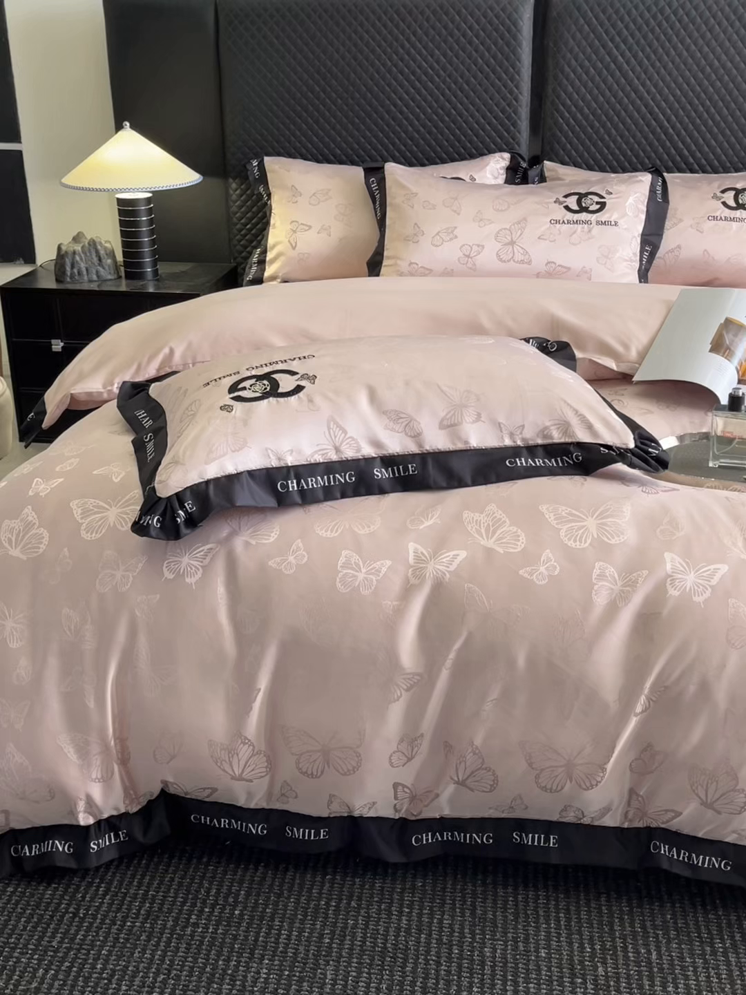 91家纺网 家纺一手货源 找家纺 澳梵家居 2026新款冰丝提花水洗真丝四件套-蝶梦系列 蝶梦-水粉