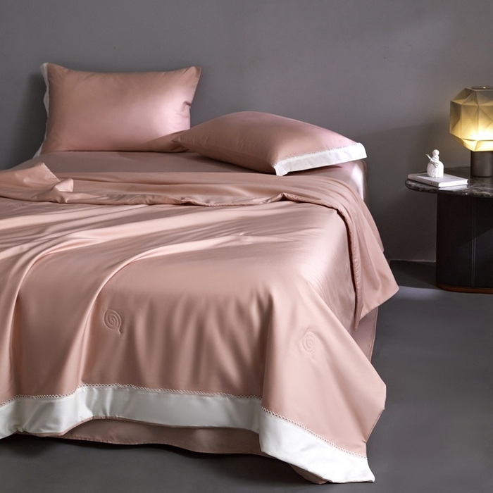 91家纺网 家纺一手货源 找家纺 （总）金奇达家纺 2026新款茧养软夹心蚕丝四件套-丝颜悦色（单夏被全网控价不低于228元 标准号全网控价（折后券后）不低于299元 单夏被会员-40元 四件套会员-30）