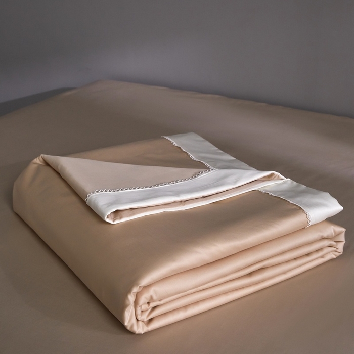 91家纺网 家纺一手货源 找家纺 金奇达家纺 2026新款茧养软夹心蚕丝四件套-丝颜悦色（标准号全网控价（折后券后）不低于299元 单夏被会员-40元 四件套会员-30） 丝颜悦色-肉桂沙茶