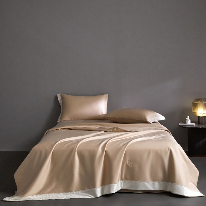 91家纺网 家纺一手货源 找家纺 金奇达家纺 2026新款茧养软夹心蚕丝四件套-丝颜悦色（标准号全网控价（折后券后）不低于299元 单夏被会员-40元 四件套会员-30） 丝颜悦色-肉桂沙茶