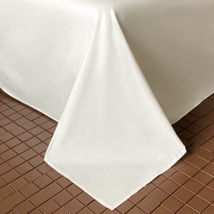 91家纺网 家纺一手货源 找家纺 琪格格纺织 2026新款纯棉全棉60s贡缎轻奢大提花四件套 纯棉贡缎 清影本白