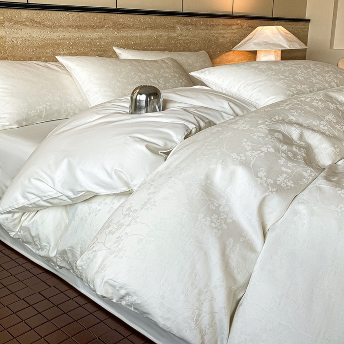 琪格格纺织 2026新款纯棉全棉60s贡缎轻奢大提花四件套 纯棉贡缎 清影本白