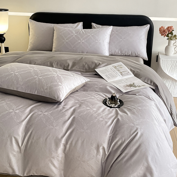 91家纺网 家纺一手货源 找家纺 琪格格纺织 2026新款纯棉全棉60s贡缎轻奢大提花四件套 纯棉贡缎 彩云乐园灰