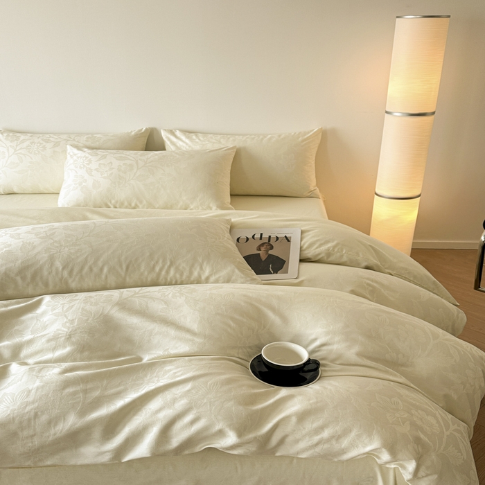 91家纺网 家纺一手货源 找家纺 琪格格纺织 2026新款纯棉全棉60s贡缎轻奢大提花四件套 纯棉贡缎提花-风浅奶白