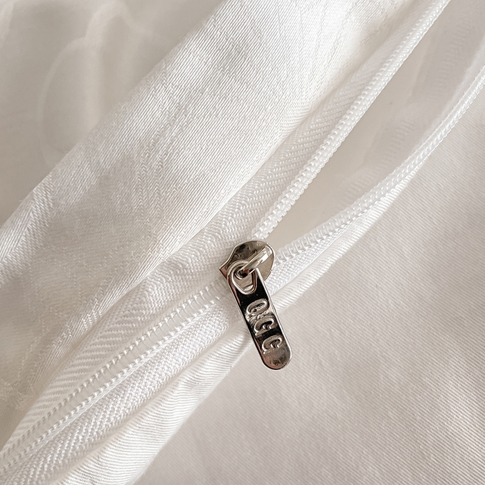 91家纺网 家纺一手货源 找家纺 琪格格纺织 2026新款纯棉全棉60s贡缎轻奢大提花四件套 纯棉贡缎 薇妮莎白