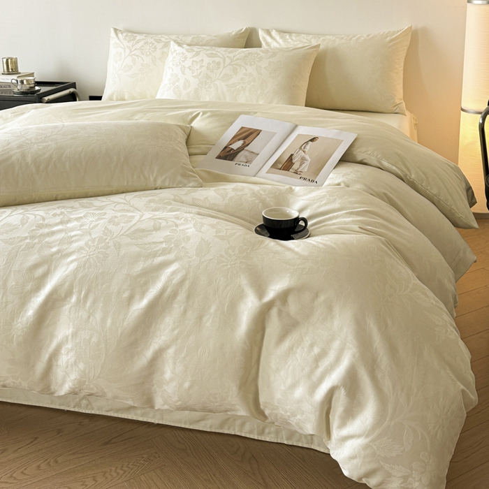 91家纺网 家纺一手货源 找家纺 琪格格纺织 2026新款纯棉全棉60s贡缎轻奢大提花四件套 纯棉贡缎提花-风浅奶白