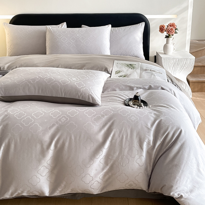 91家纺网 家纺一手货源 找家纺 琪格格纺织 2026新款纯棉全棉60s贡缎轻奢大提花四件套 纯棉贡缎 薇妮莎灰