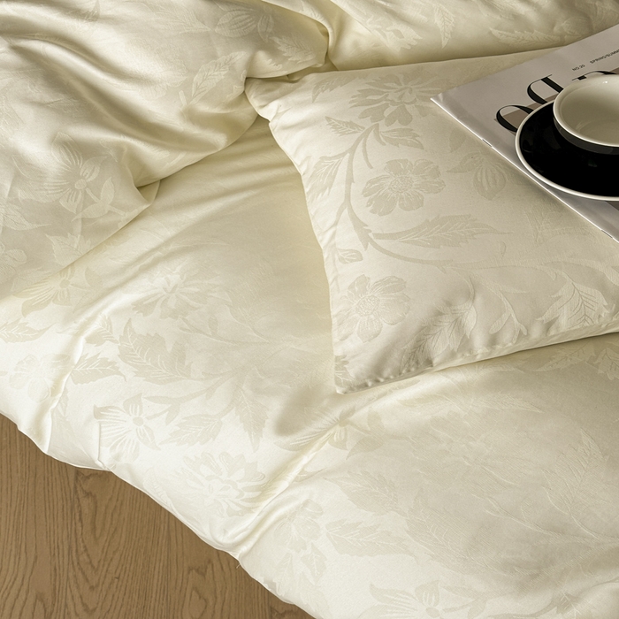 91家纺网 家纺一手货源 找家纺 琪格格纺织 2026新款纯棉全棉60s贡缎轻奢大提花四件套 纯棉贡缎提花-风浅奶白