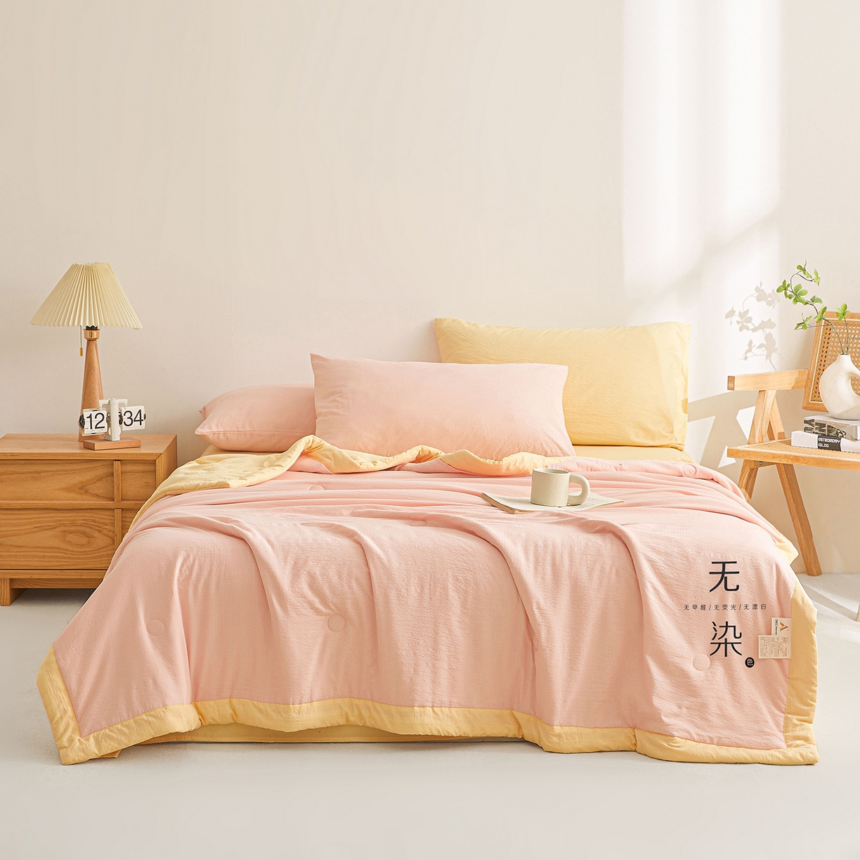 91家纺网 家纺一手货源 找家纺 晓时候 2026A类云感双层纱夏被四件套新疆棉花被无染夏凉被空调被 樱花粉+柠檬黄