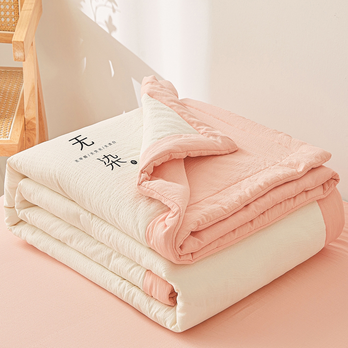 91家纺网 家纺一手货源 找家纺 晓时候 2026A类云感双层纱夏被四件套新疆棉花被无染夏凉被空调被 云朵白+樱花粉