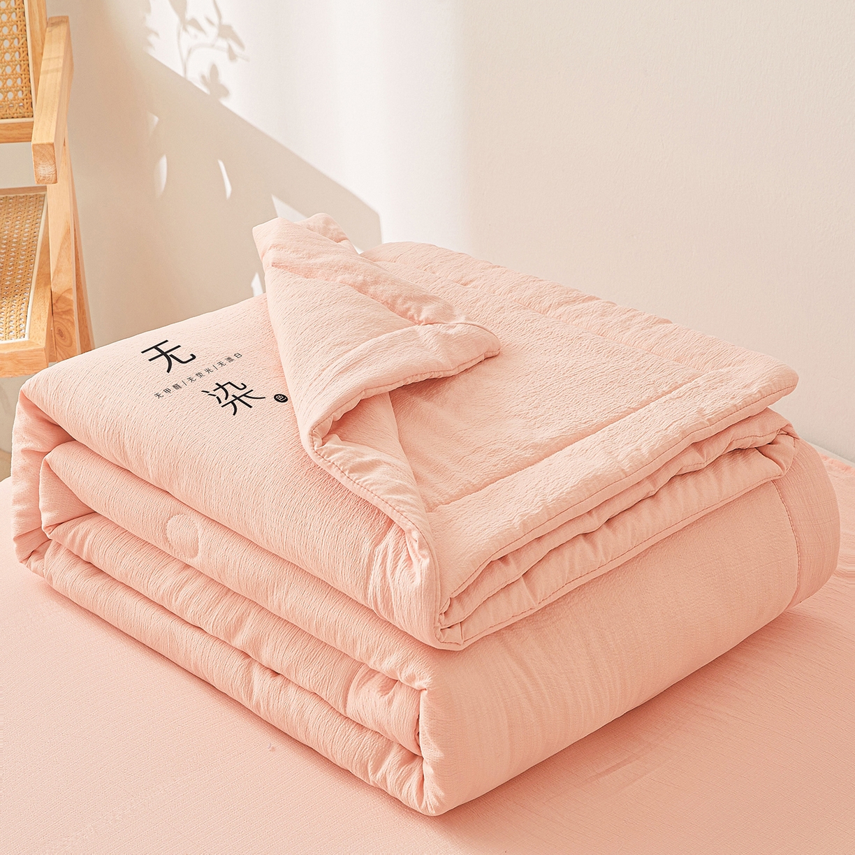 91家纺网 家纺一手货源 找家纺 晓时候 2026A类云感双层纱夏被四件套新疆棉花被无染夏凉被空调被 樱花粉