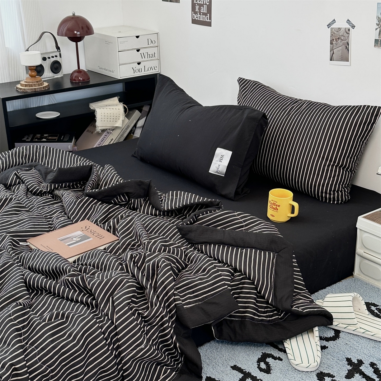 91家纺网 家纺一手货源 找家纺 拾一 2026新款简约日式条纹软糯水洗棉木棉夏凉被四件套单件空调被 夏凉被 黑-白条