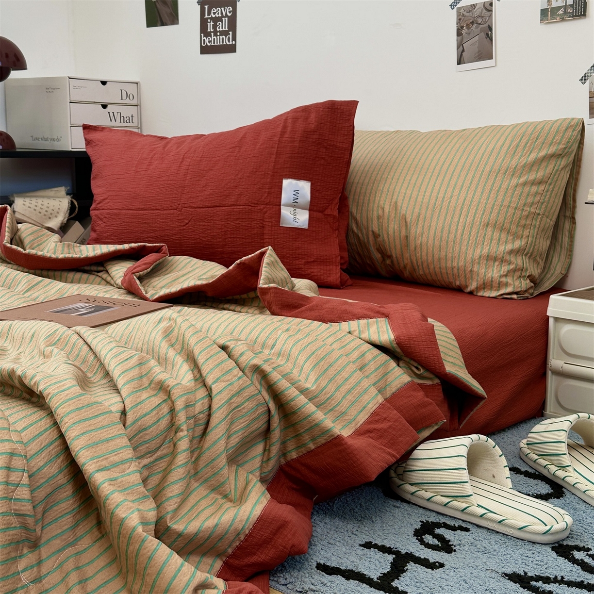 91家纺网 家纺一手货源 找家纺 拾一 2026新款简约日式条纹软糯水洗棉木棉夏凉被四件套单件空调被 夏凉被 浅咖-绿条