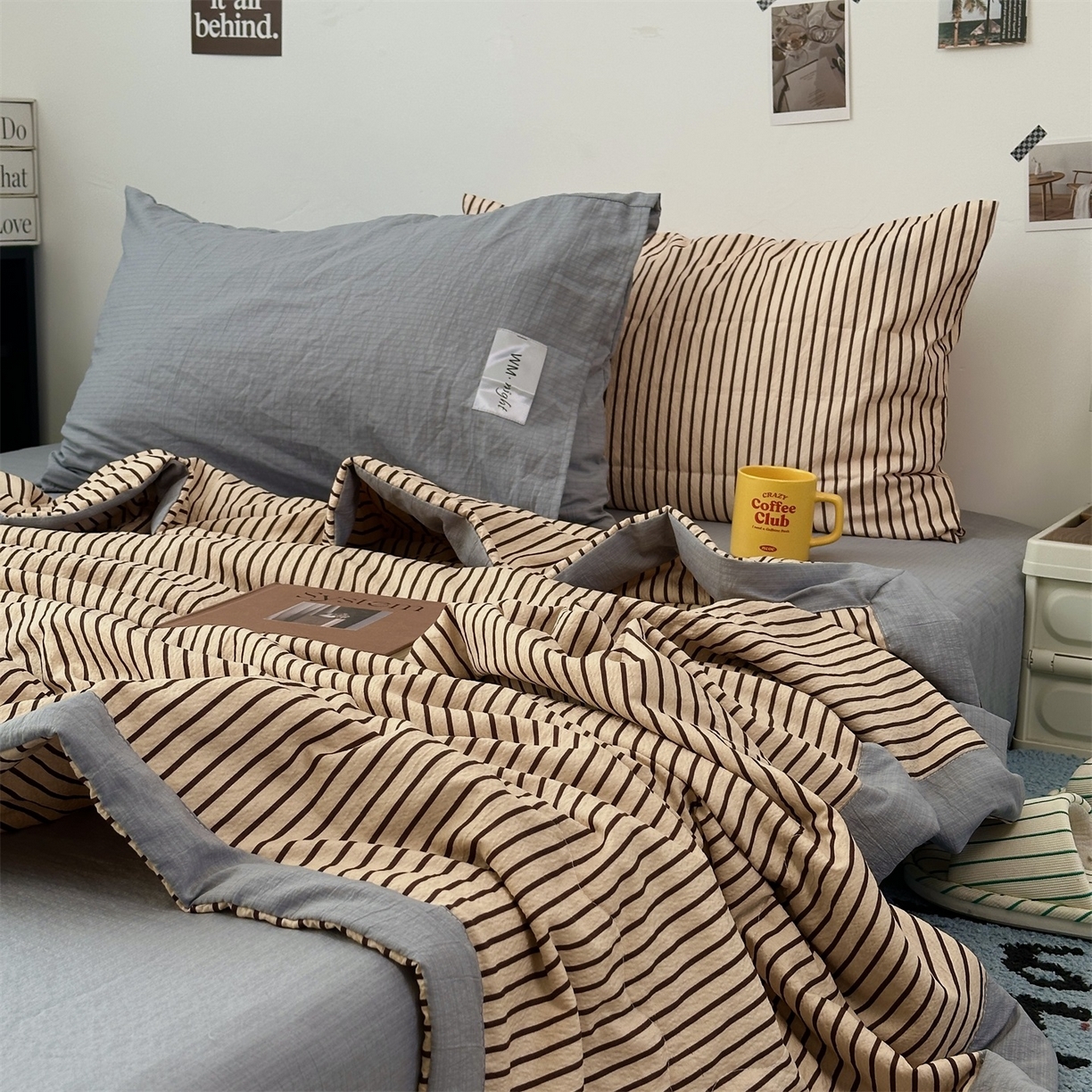 91家纺网 家纺一手货源 找家纺 拾一 2026新款简约日式条纹软糯水洗棉木棉夏凉被四件套单件空调被 夏凉被 奶茶-棕条
