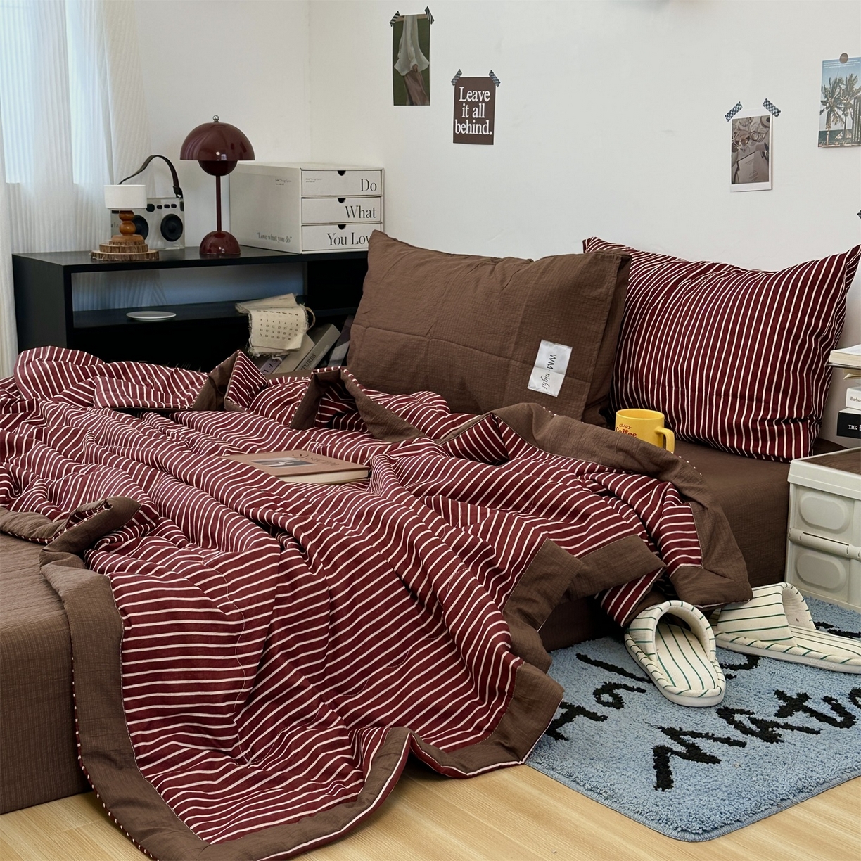 91家纺网 家纺一手货源 找家纺 拾一 2026新款简约日式条纹软糯水洗棉木棉夏凉被四件套单件空调被 夏凉被 红-白条