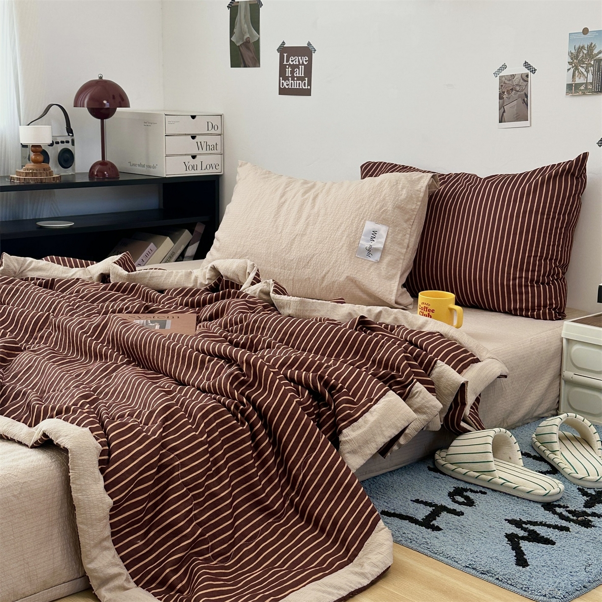 91家纺网 家纺一手货源 找家纺 拾一 2026新款简约日式条纹软糯水洗棉木棉夏凉被四件套单件空调被 夏凉被 棕-桔条