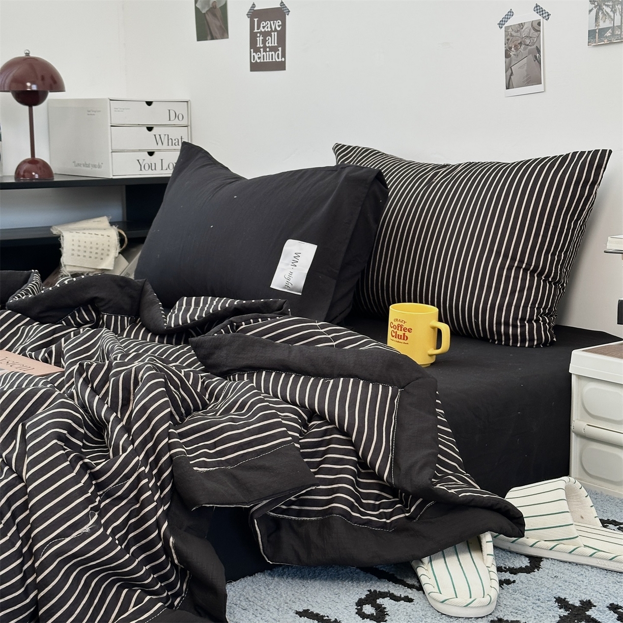 91家纺网 家纺一手货源 找家纺 拾一 2026新款简约日式条纹软糯水洗棉木棉夏凉被四件套单件空调被 夏凉被 黑-白条