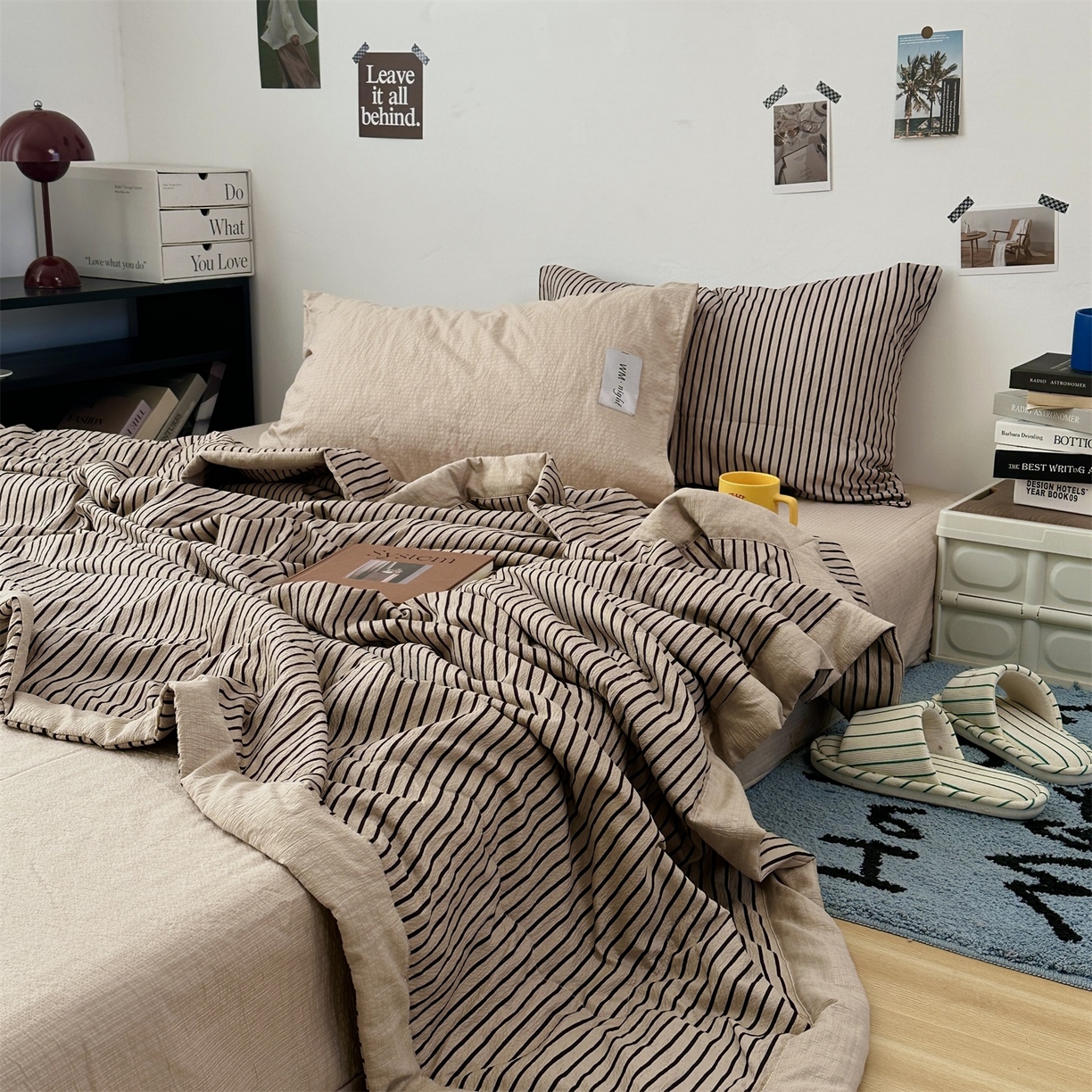 91家纺网 家纺一手货源 找家纺 拾一 2026新款简约日式条纹软糯水洗棉木棉夏凉被四件套单件空调被 夏凉被 灰-黑条