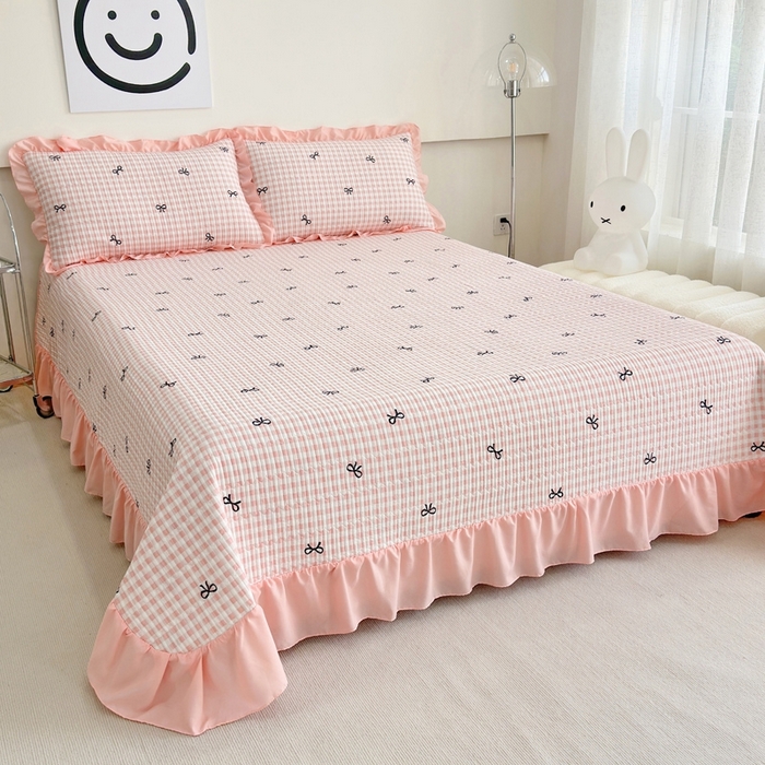 91家纺网 家纺一手货源 找家纺 赛琳 2026新款水洗棉花边床盖单件床盖四季通用夹棉床盖 床盖单件 心结