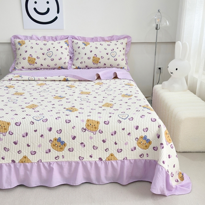 91家纺网 家纺一手货源 找家纺 赛琳 2026新款水洗棉花边床盖单件床盖四季通用夹棉床盖 床盖单件 爱心小熊