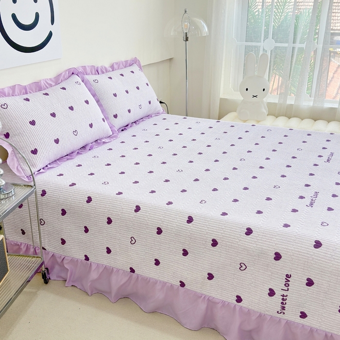 91家纺网 家纺一手货源 找家纺 赛琳 2026新款水洗棉花边床盖单件床盖四季通用夹棉床盖 床盖单件 花漾甜心