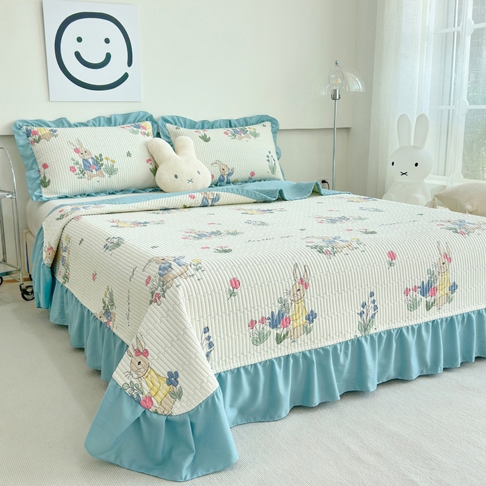 91家纺网 家纺一手货源 找家纺 赛琳 2026新款水洗棉花边床盖单件床盖四季通用夹棉床盖 床盖单件 彼得小兔