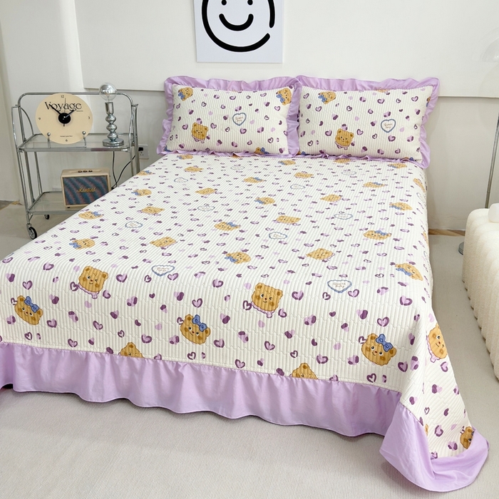 91家纺网 家纺一手货源 找家纺 赛琳 2026新款水洗棉花边床盖单件床盖四季通用夹棉床盖 床盖单件 爱心小熊