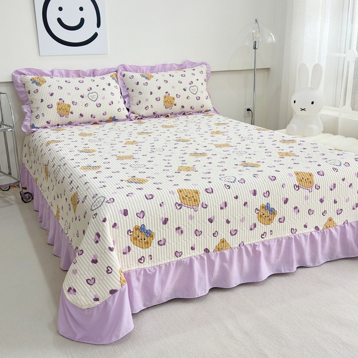 91家纺网 家纺一手货源 找家纺 赛琳 2026新款水洗棉花边床盖单件床盖四季通用夹棉床盖 床盖单件 爱心小熊