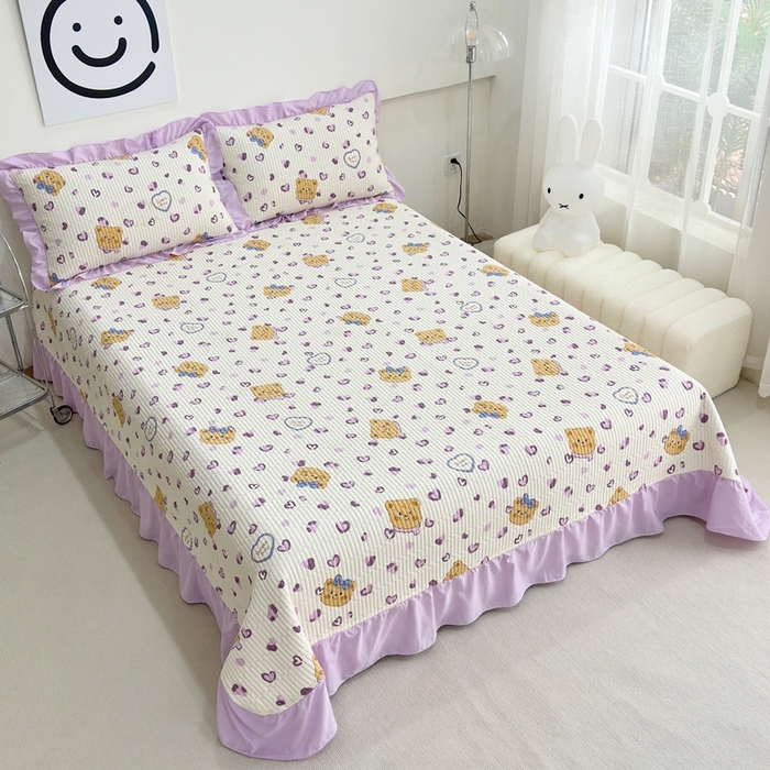 91家纺网 家纺一手货源 找家纺 赛琳 2026新款水洗棉花边床盖单件床盖四季通用夹棉床盖 床盖单件 爱心小熊