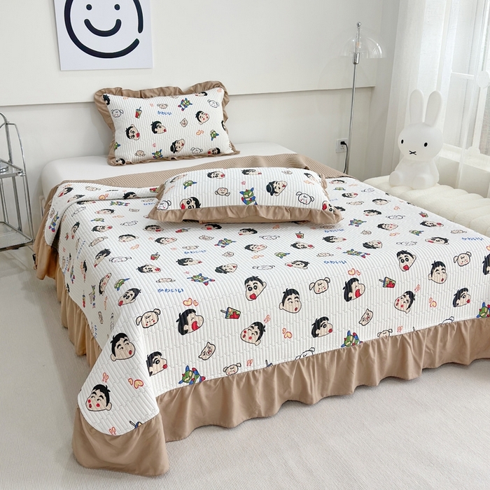 91家纺网 家纺一手货源 找家纺 赛琳 2026新款水洗棉花边床盖单件床盖四季通用夹棉床盖 床盖单件 萌趣小新